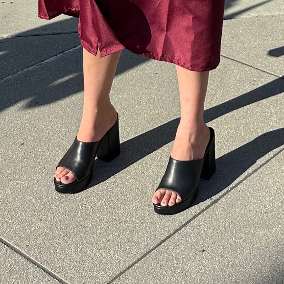 Steve Madden Platform Sandal